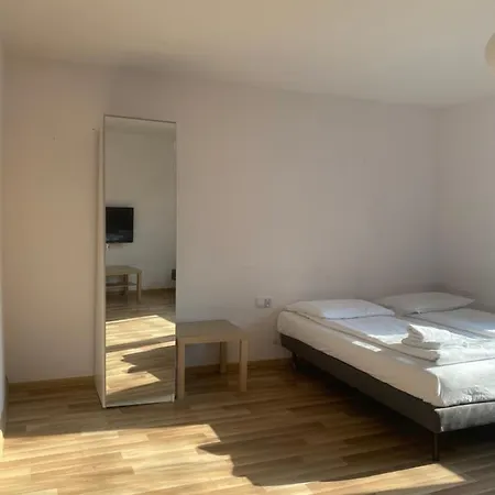 Willa Karat - Economy Guest house *