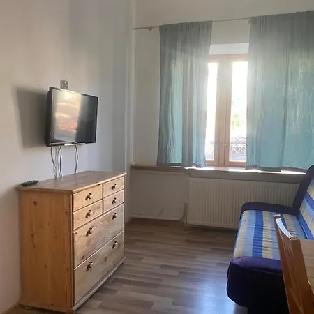 Willa Karat - Economy Guest house *